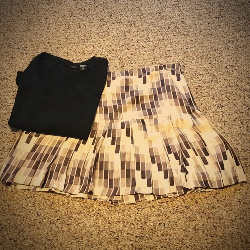 Club Monaco Skirt. Size 8. Excellent Condition!